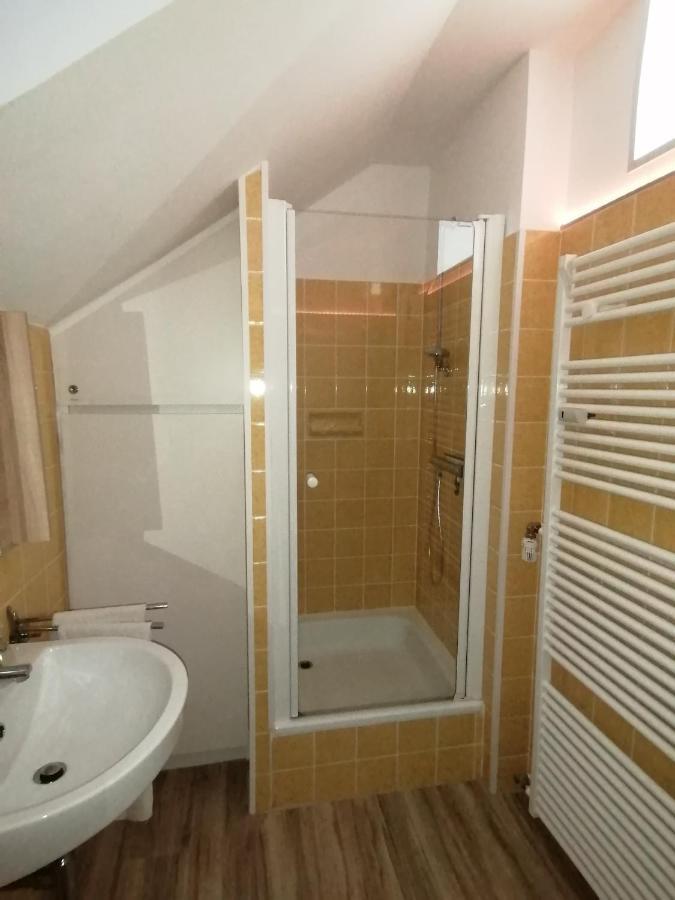 Ferienwohnung Astenrefugio Winterberg Exterior foto